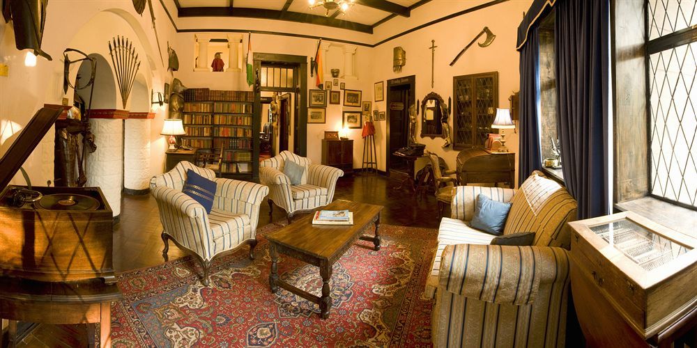 Nesbitt Castle Hotel บูลาวาโย ภายนอก รูปภาพ